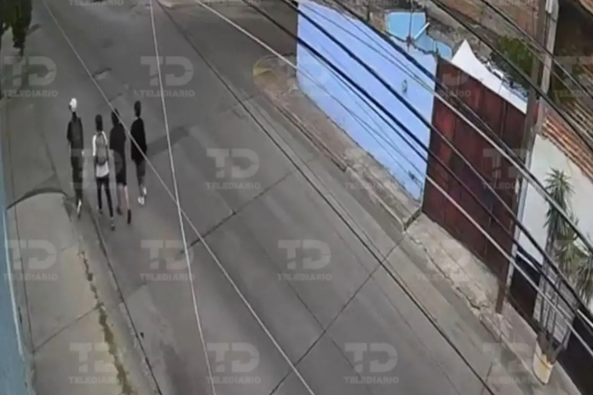Desaparecen 3 adolescentes en Guadalajara Especial