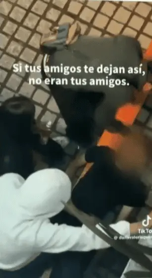 Los familiares afirman que ya cuentan con indicios sobre la identidad de una de las personas que aparece en el video, aunque todavía desconocen quiénes son los otros acompañantes. Captura de pantalla.