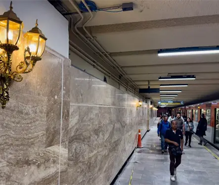 &iquest;Pues qu&eacute; hacen? Candelabros del Metro Hidalgo costaron m&aacute;s de 200 mil pesos
