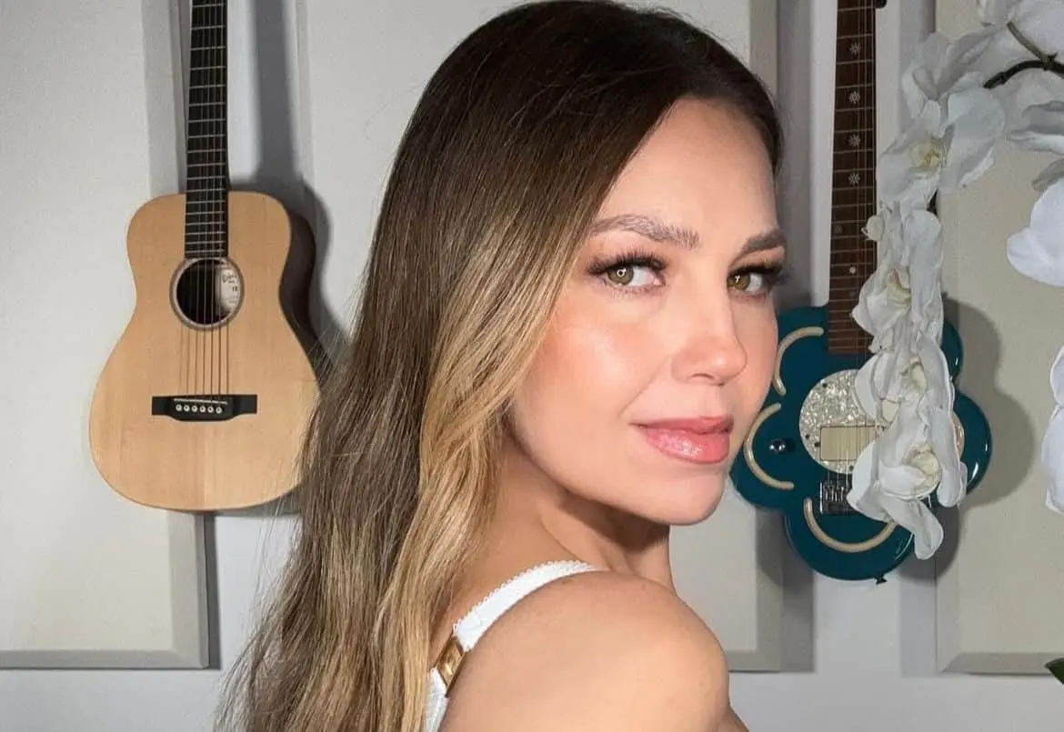 En los últimos años ha continuado lanzando nueva música con producciones como 'Desamorfosis', 'Thalia's Mixtape', 'A Mucha Honra' y 'Navidad Melancólica', además de colaborar con artistas de distintas generaciones.