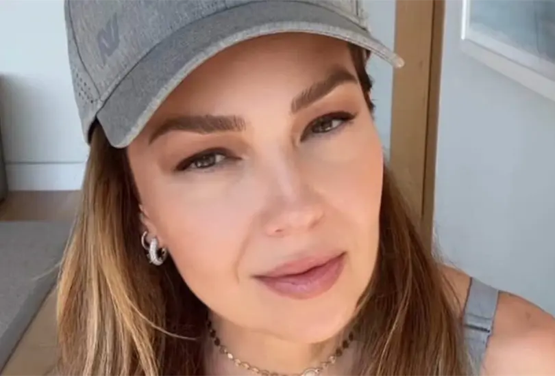 Thalía es una de las artistas mexicanas con mayor proyección internacional gracias a su exitosa carrera como cantante, actriz y empresaria, consolidada durante más de cuatro décadas.