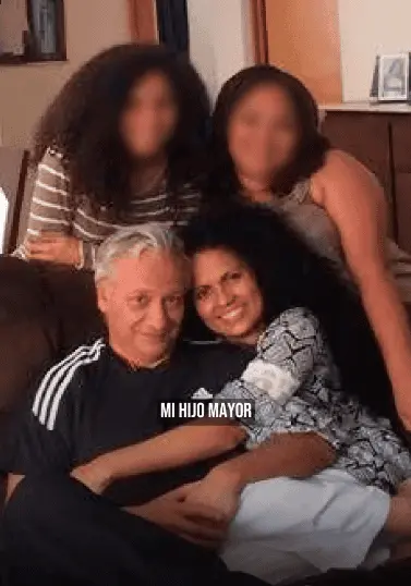 También relató que, mientras enfrentaba la enfermedad de uno de sus hijos en Nicaragua, vivió una situación que marcó el final de su matrimonio. RRSS.