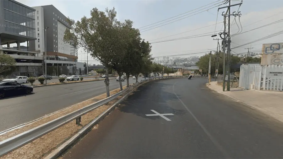Cierres en Bernardo Quintana hoy: obras del Tren M&eacute;xico–Quer&eacute;taro arrancan en la avenida m&aacute;s importante