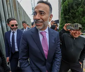 Vinculan a proceso a Fernando Flores, alcalde de Metepec; seguir&aacute; en el cargo por esta raz&oacute;n