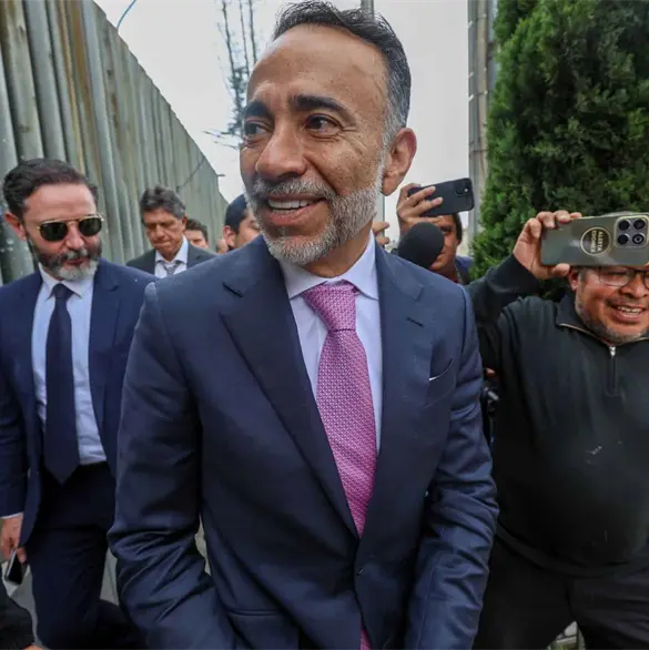 Vinculan a proceso a Fernando Flores, alcalde de Metepec; seguir&aacute; en el cargo por esta raz&oacute;n