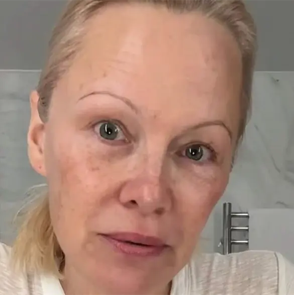 As&iacute; luc&iacute;a Pamela Anderson durante su juventud