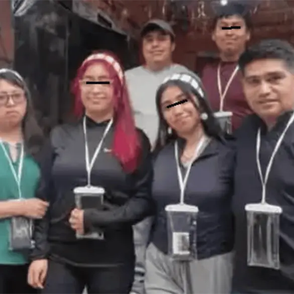 Ellos son Los Peña, la familia que está atrapada en la gruta de Cuetzalan por las fuertes lluvias Ellos son Los Peña, la familia que está atrapada en la gruta de Cuetzalan por las fuertes lluvias