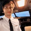 Sigue adelante: Piloto instructor salta del avi&oacute;n y deja el vuelo al mando a su alumna