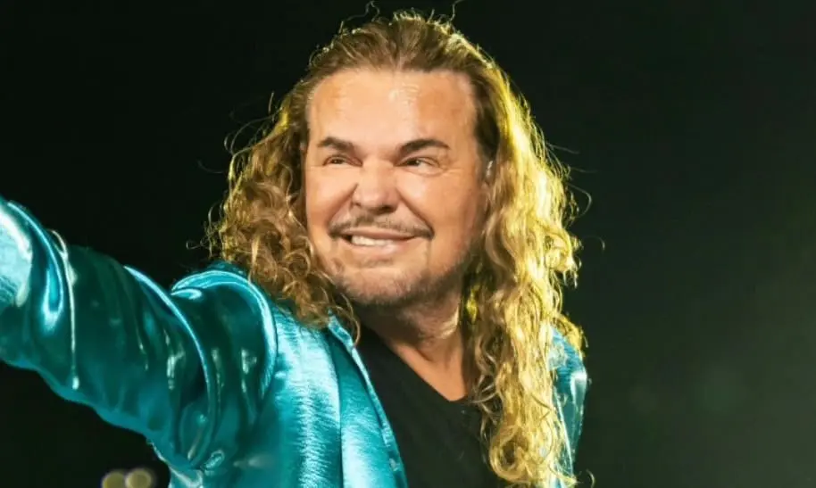 Su exesposa, Mónica Noguera, aseguró que el cantante enfrentó complicaciones durante una cirugía estética de papada y párpados, aunque Fher negó esa versión. Su exesposa, Mónica Noguera, aseguró que el cantante enfrentó complicaciones durante una cirugía estética de papada y párpados, aunque Fher negó esa versión.