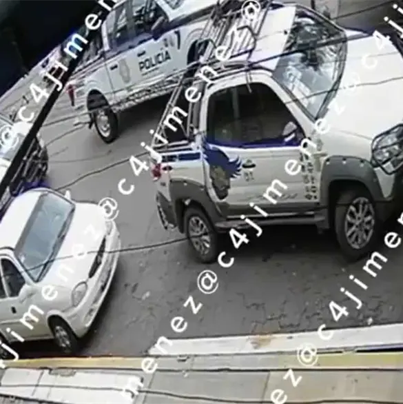 Joven embarazada quer&iacute;a vender un celular cuando compradora la atac&oacute; con un cuchillo en la Venustiano Carranza