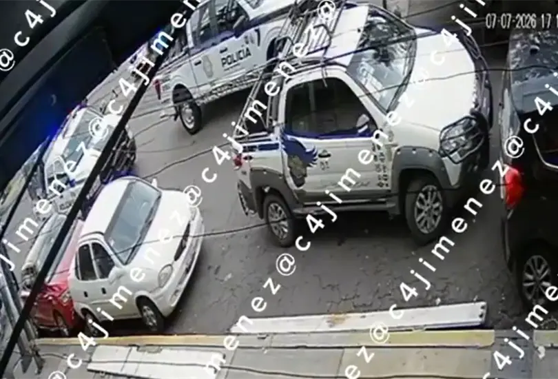 Joven embarazada quería vender un celular cuando compradora la atacó con un cuchillo en la Venustiano Carranza Joven embarazada quería vender un celular cuando compradora la atacó con un cuchillo en la Venustiano Carranza