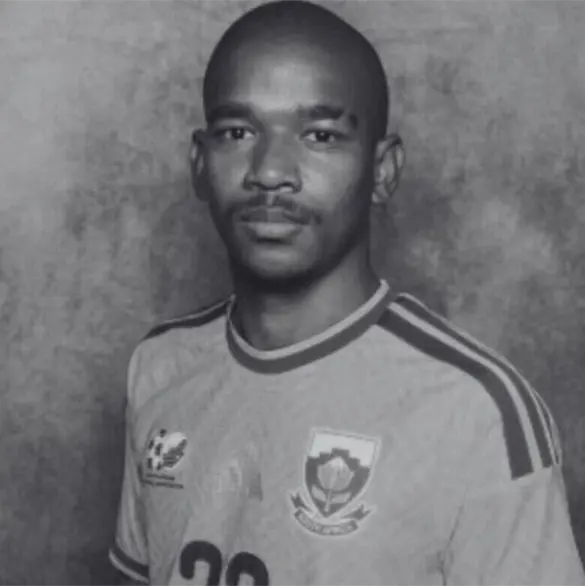 Muere Jayden Adams, futbolista de Sudáfrica que enfrentó a México en la inauguración del Mundial Muere Jayden Adams, futbolista de Sudáfrica que enfrentó a México en la inauguración del Mundial