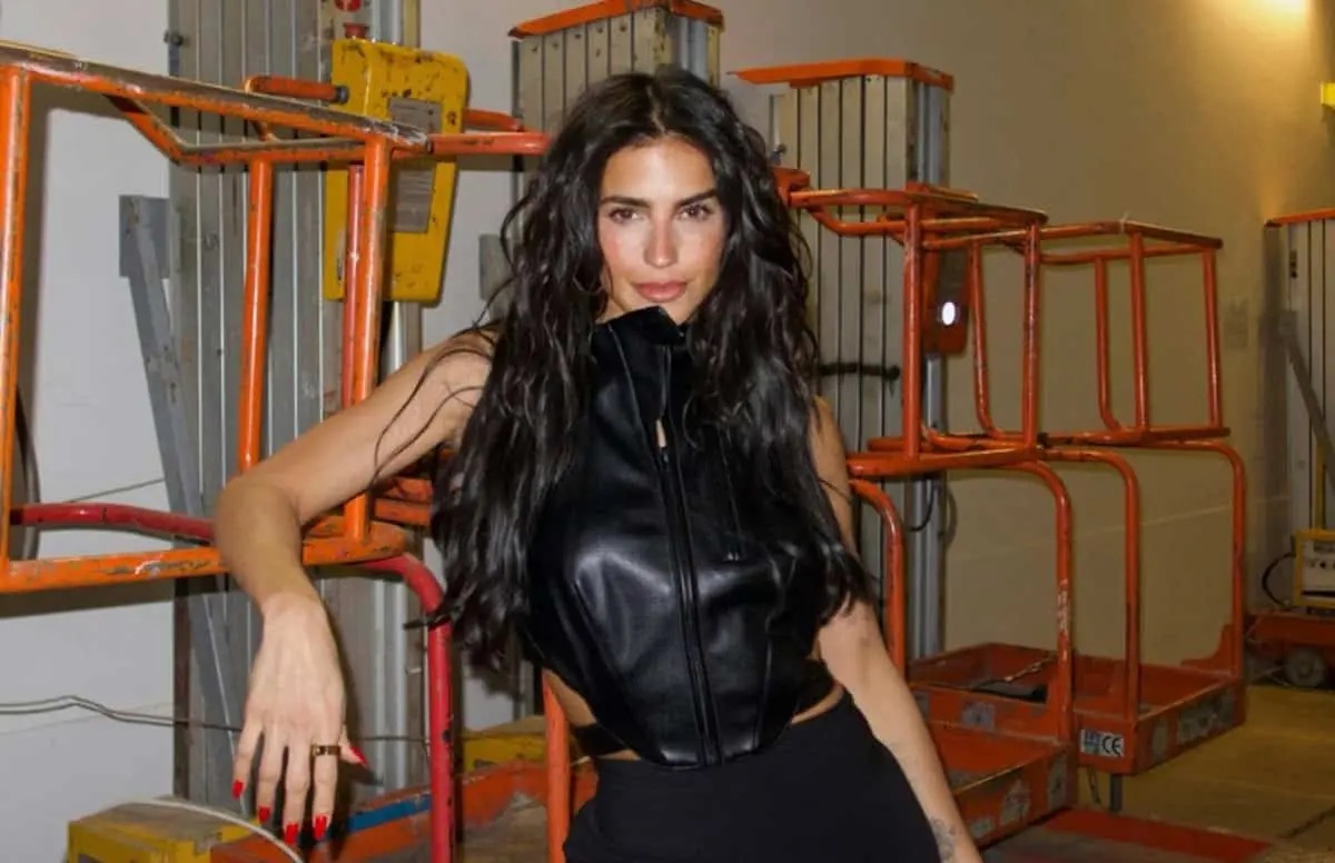  Bárbara de Regil bebe cloro 