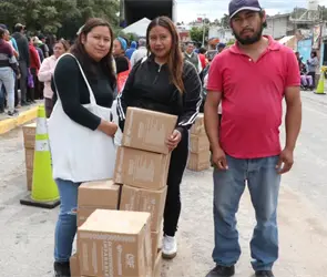 Alimentaci&oacute;n Imparable: entregan m&aacute;s de 6 mil despensas en Puebla Capital