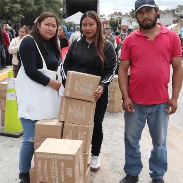 Alimentaci&oacute;n Imparable: entregan m&aacute;s de 6 mil despensas en Puebla Capital