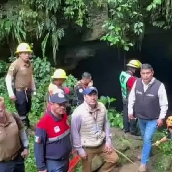 Revelan identidad del gu&iacute;a que llev&oacute; a familia a la gruta de Cuetzalan; no estaba certificado