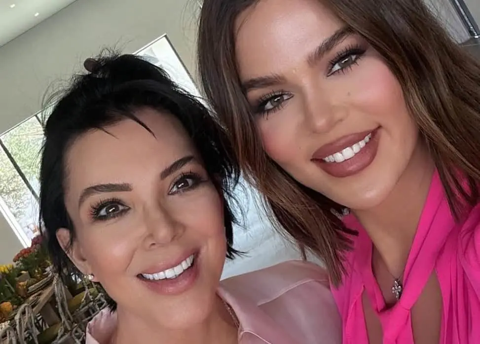 Ha participado como asesora y socia estratégica en el desarrollo de marcas como Kylie Cosmetics, Skims y Good American.