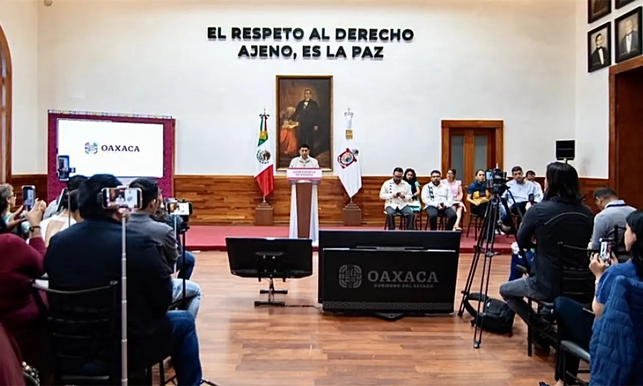  Oaxaca exige justicia por mexicanos asesinados por ICE; Salomón Jara respalda acciones de Sheinbaum 