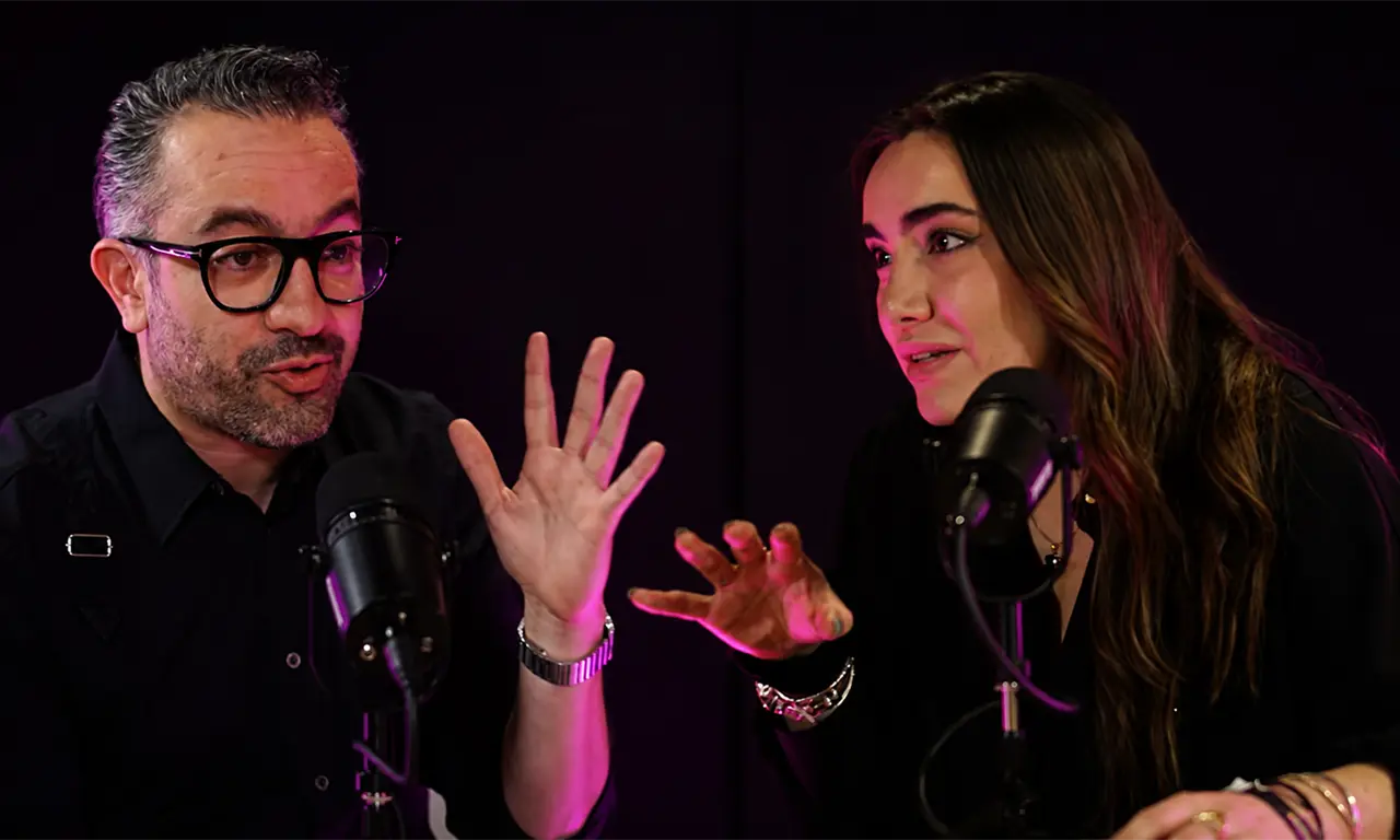  Chumel le enseña a Natalia Torres a aguantar las críticas de redes 