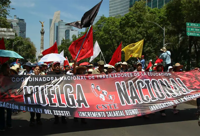 La decisión de regresar a las calles surge después de que la dirigencia sindical acusó que los acuerdos alcanzados durante la mesa tripartita realizada en junio aún no se han materializado. La decisión de regresar a las calles surge después de que la dirigencia sindical acusó que los acuerdos alcanzados durante la mesa tripartita realizada en junio aún no se han materializado.