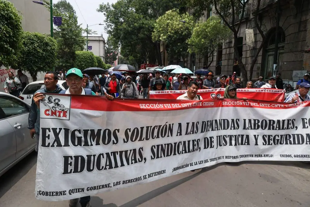 Aunque la CNTE decidió convocar nuevamente a una movilización, las autoridades federales sostienen que las negociaciones continúan abiertas. Cuartoscuro.
