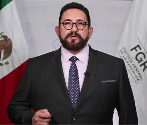 &iquest;Qui&eacute;n es Ulises Lara? El exfiscal que renunci&oacute; a la FGR tras seis meses en su cargo