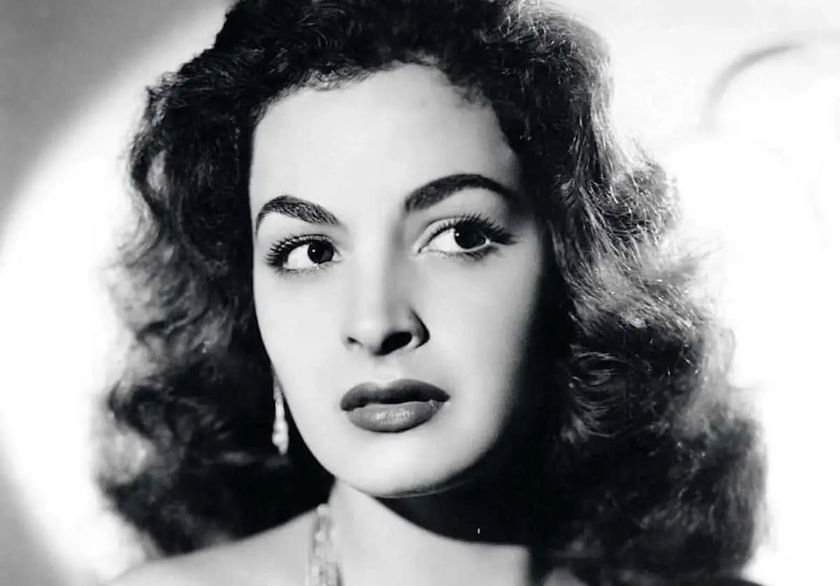  El último adiós a Elsa Aguirre reunió a sus seres queridos en Cuernavaca, donde se cumplirá una de las últimas voluntades de la diva del cine de oro mexicano. 