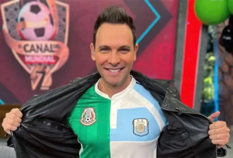 México ha sido una plataforma importante para decenas de artistas argentinos que encontraron en el país el lugar ideal para desarrollar sus carreras. Actores, conductores y cantantes han conquistado al público mexicano gracias a su talento. Estos son algunos de los argentinos que alcanzaron el éxito en México. México ha sido una plataforma importante para decenas de artistas argentinos que encontraron en el país el lugar ideal para desarrollar sus carreras. Actores, conductores y cantantes han conquistado al público mexicano gracias a su talento. Estos son algunos de los argentinos que alcanzaron el éxito en México.