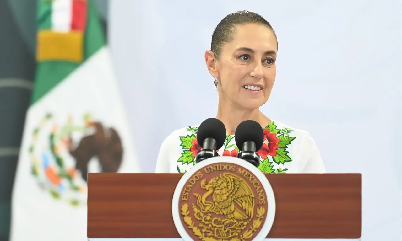  "No me vengan con eso": Identifican al funcionario al que Sheinbaum regañó en visita a Tulum 