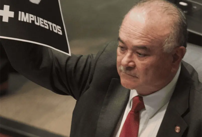 El exgobernador de Baja California fue detenido este jueves acusado de delincuencia organizada y contrabando de combustible a trav&eacute;s de su empresa Ingemar.