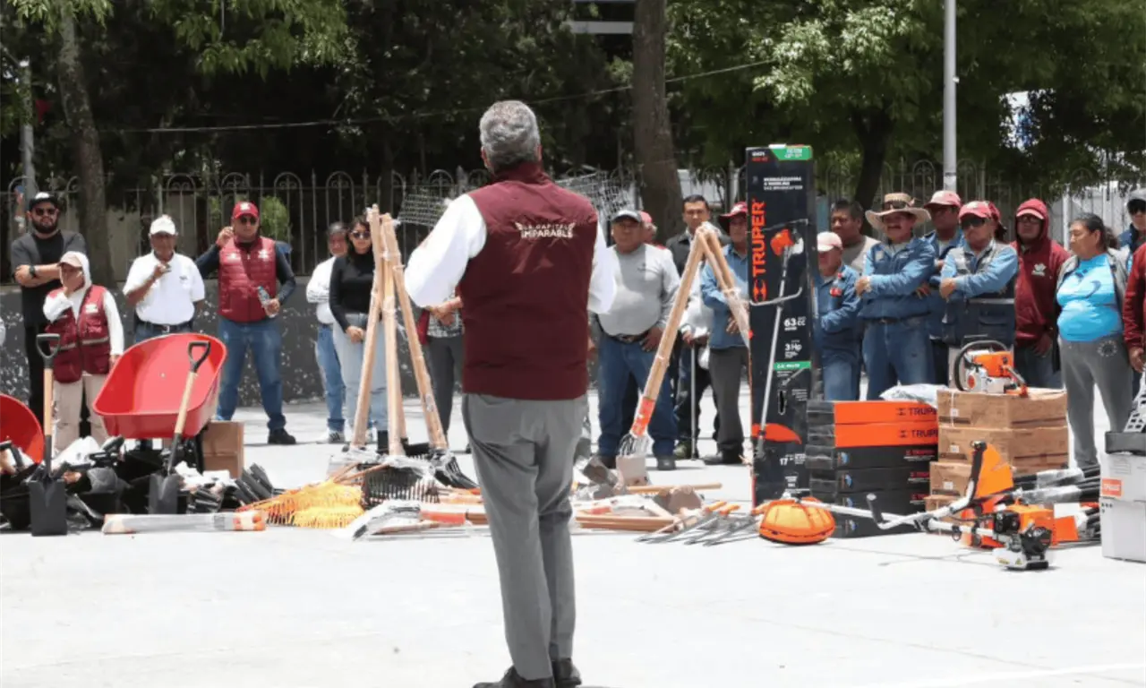  La entrega busca mejorar tanto la capacidad operativa de las cuadrillas como las condiciones en las que desempeñan su trabajo, permitiendo que las labores de mantenimiento se realicen con mayor seguridad y eficiencia. 