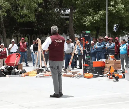 Servicios P&uacute;blicos de Puebla recibe 778 herramientas de trabajo para mantenimiento de espacios p&uacute;blicos