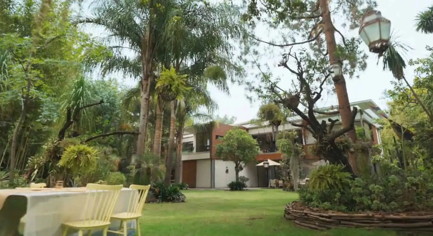 La vivienda fue concebida como un espacio de tranquilidad, con una estética moderna inspirada en un ambiente zen.<br> La vivienda fue concebida como un espacio de tranquilidad, con una estética moderna inspirada en un ambiente zen.<br>