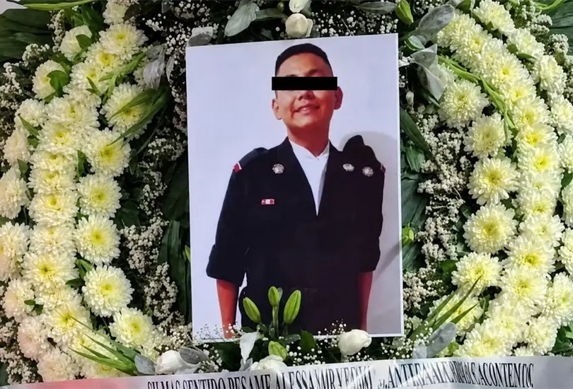 La muerte de Dafne revive el caso de Erick Torbellín en otra escuela militarizada. La muerte de Dafne revive el caso de Erick Torbellín en otra escuela militarizada.
