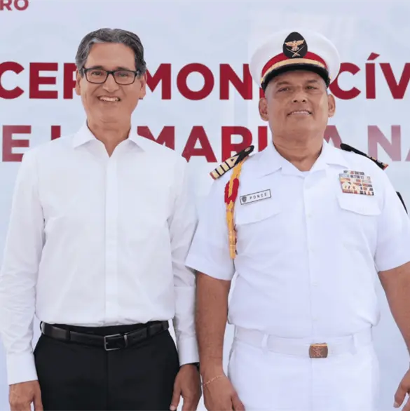 Madre de Dafne difunde fotos del director de la academia militarizada junto al alcalde de Ciudad Madero Madre de Dafne difunde fotos del director de la academia militarizada junto al alcalde de Ciudad Madero