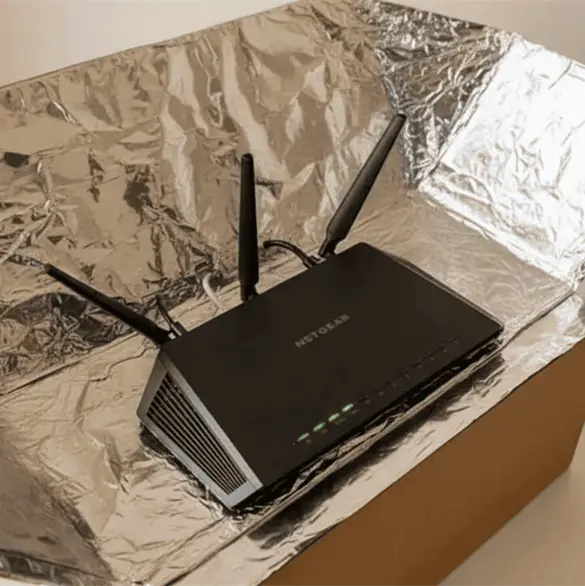 Mexicanos envuelven el router WiFi con papel aluminio: &iquest;realmente mejora la se&ntilde;al o es un mito?
