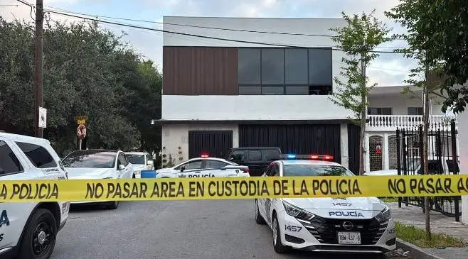 Autoridades descartaron un secuestro en la casa de Karely Ruiz. Los agresores golpearon a su esposo y escaparon con un botín de 200 mil pesos. Especial