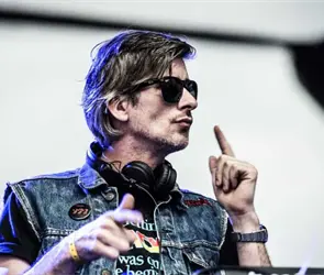 &iquest;De qu&eacute; muri&oacute; Kavinsky, el DJ franc&eacute;s que encabez&oacute; el A&ntilde;o Nuevo 2026 en la CDMX?
