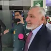 Ad&aacute;n Augusto reaparece en el Senado entre cuestionamientos por su visa estadounidense: "Yo no doy declaraciones"