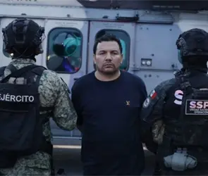 Esposado y rodeado de militares: revelan primeras im&aacute;genes de "R1" tras su captura