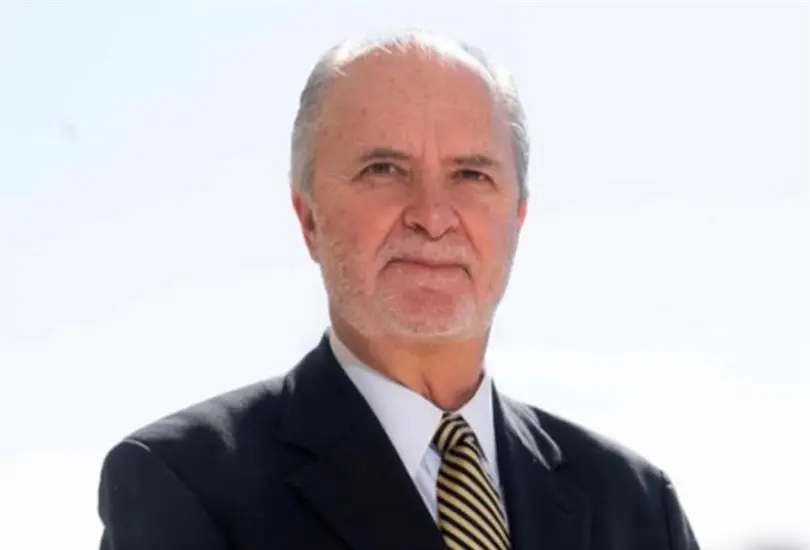 Javier de la Fuente asumirá la Secretaría General de la UNAM tras el despido de Patricia Dávila. Este es el perfil del académico con más de 40 años de trayectoria. Javier de la Fuente asumirá la Secretaría General de la UNAM tras el despido de Patricia Dávila. Este es el perfil del académico con más de 40 años de trayectoria.