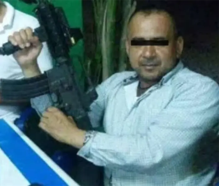Así cayó Alfonso Fernández Magallón, alias "La Quiringua", líder del Cártel de Los Reyes, en Michoacán Así cayó Alfonso Fernández Magallón, alias "La Quiringua", líder del Cártel de Los Reyes, en Michoacán