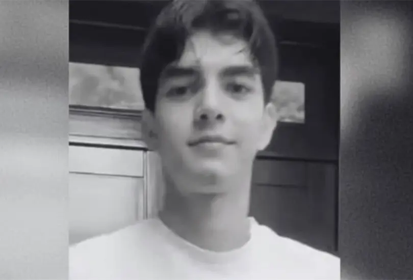 Julio César Arredondo fue localizado sin vida junto al Malecón Viejo de Culiacán, 10 días después de su desaparición. La Fiscalía confirmó su identidad con pruebas de ADN. Julio César Arredondo fue localizado sin vida junto al Malecón Viejo de Culiacán, 10 días después de su desaparición. La Fiscalía confirmó su identidad con pruebas de ADN.