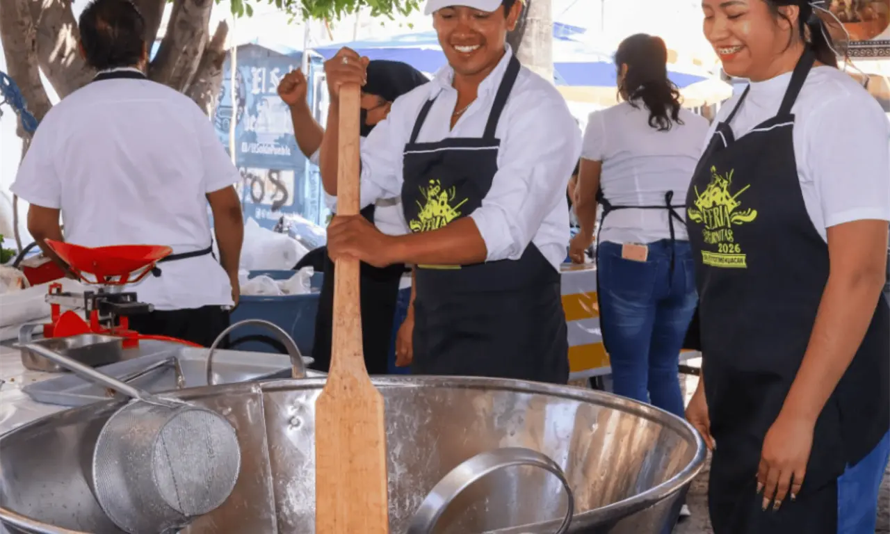  El festival también representó una oportunidad para que comerciantes y productores locales incrementaran sus ventas, al recibir visitantes provenientes de distintos puntos de la ciudad. 