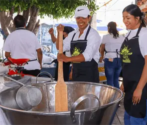 Festival de las Carnitas 2026 re&uacute;ne a familias y productores en Puebla