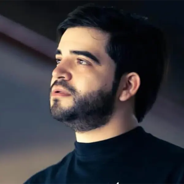 Asesinan a balazos al influencer C&eacute;sar Gast&eacute;lum en Culiac&aacute;n; el ataque qued&oacute; grabado