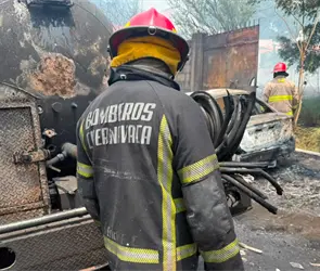 La calle empez&oacute; a vibrar: testigo revela c&oacute;mo se vivi&oacute; la explosi&oacute;n de pipa en Cuernavaca