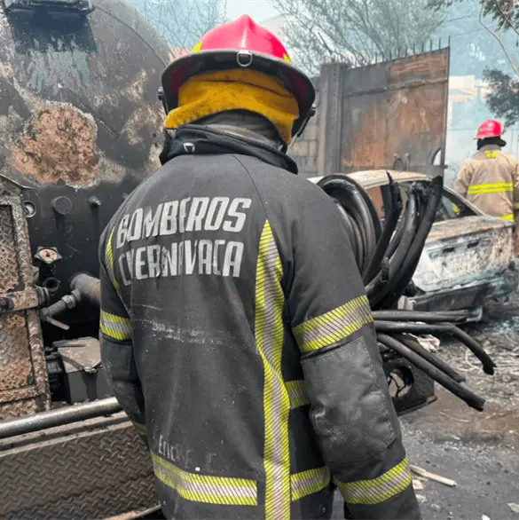 La calle empezó a vibrar: testigo revela cómo se vivió la explosión de pipa en Cuernavaca La calle empezó a vibrar: testigo revela cómo se vivió la explosión de pipa en Cuernavaca