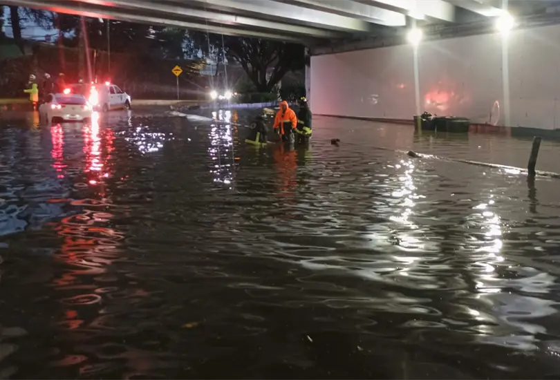 Se desborda el río Magdalena por intensas lluvias; sur de CDMX queda bajo el agua Se desborda el río Magdalena por intensas lluvias; sur de CDMX queda bajo el agua