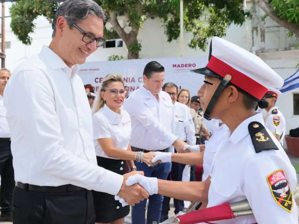 Según explicó el alcalde, la Academia Doenitz ya funcionaba en el municipio desde hace más de dos décadas, por lo que insistió en que el actual gobierno no intervino en su instalación ni en la autorización del inmueble donde posteriormente ocurrieron los hechos investigados. RRSS.